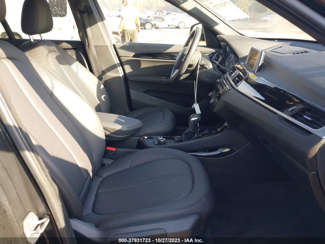 BMW X1 Xdrive28i 2016 WBXHT3C35G5E52580 Image 5