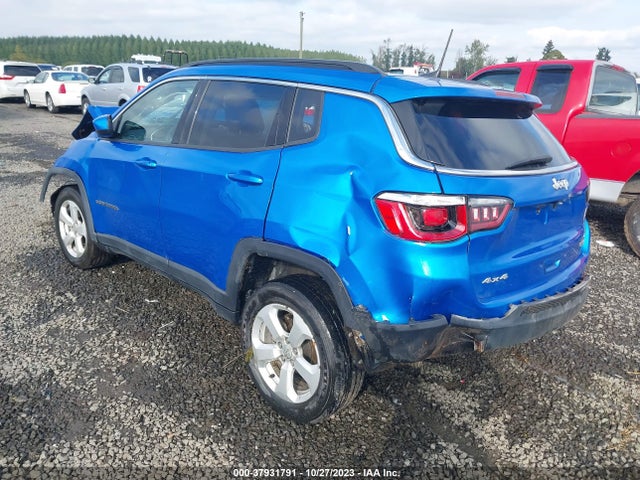 Jeep Compass Latitude 4x4 2019 3C4NJDBB5KT839446 Image 3