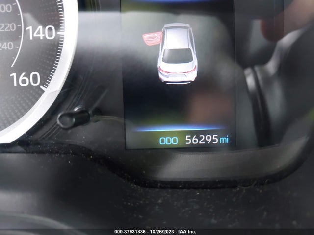 2021 TOYOTA COROLLA LE VIN: 5YFEPMAE7MP165896