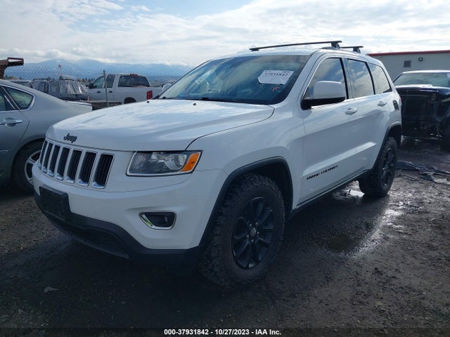 Jeep Grand Cherokee Laredo 2015 1C4RJFAG9FC948729 Image 2