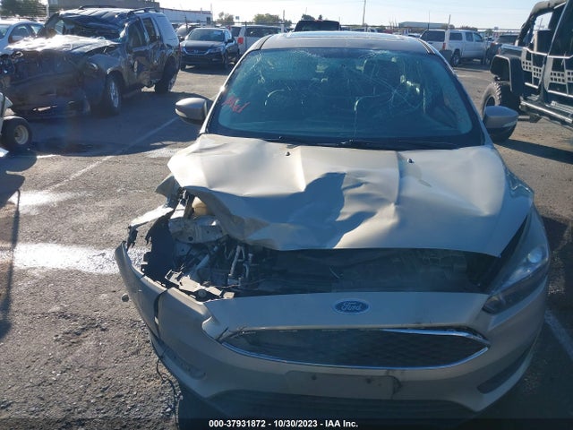 Ford FOCUS SE 2015 1FADP3F26FL320024 Image 12