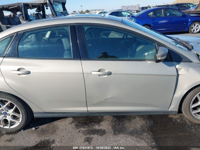 Ford FOCUS SE 2015 1FADP3F26FL320024 Image 13