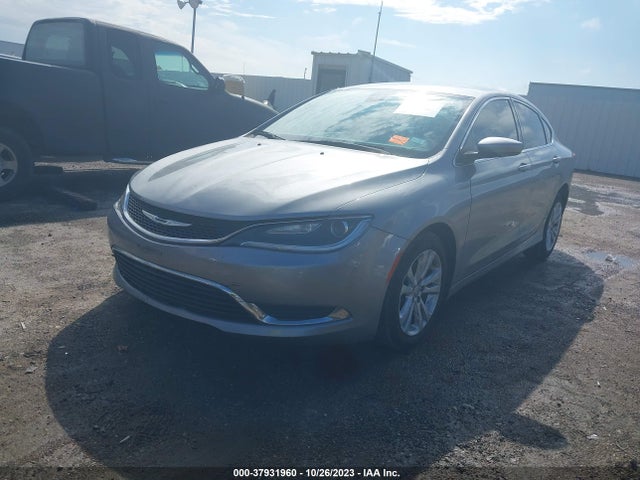Chrysler 200 Limited 2016 1C3CCCAB3GN173129 Image 2