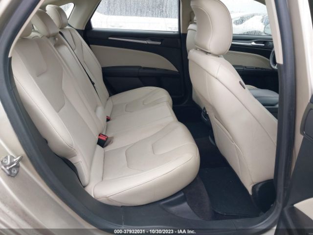 3FA6P0D91JR247484 Ford Fusion Titanium/platinum