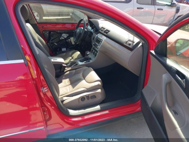 2008 VOLKSWAGEN PASSAT SEDAN WVWEK93C08E085866 Photo 4