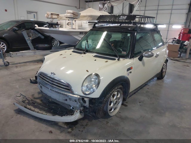 2005 MINI COOPER WMWRC33455TC56798 Photo 1