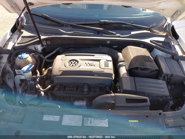 1VWBS7A32FC044073 Volkswagen Passat 1.8t Sport
