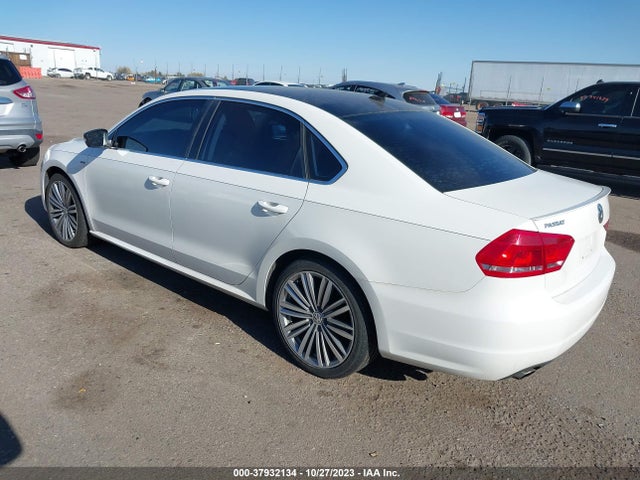 1VWBS7A32FC044073 Volkswagen Passat 1.8t Sport
