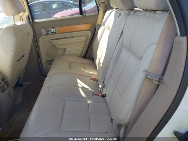 2007 LINCOLN MKX VIN: 2LMDU68C27BJ33164