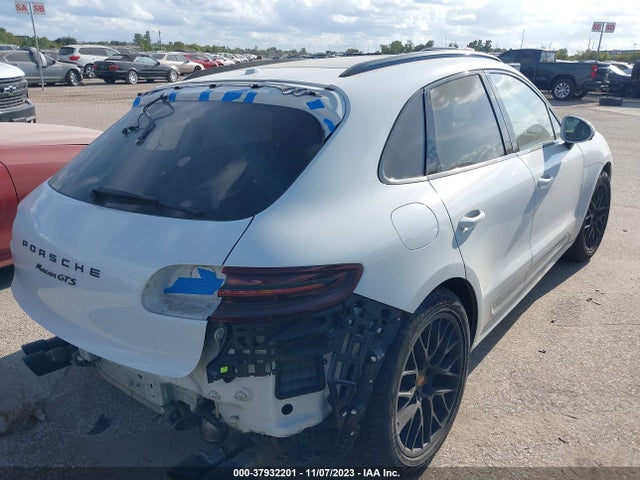 2017 PORSCHE MACAN WP1AG2A53HLB55317 Photo 3