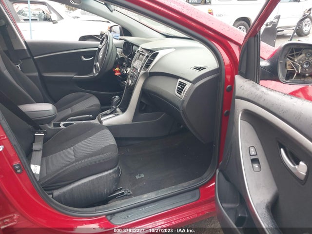 Продажа на аукционе авто 2017 Hyundai Elantra Gt, vin: KMHD35LH5HU381254, номер лота: 37932227