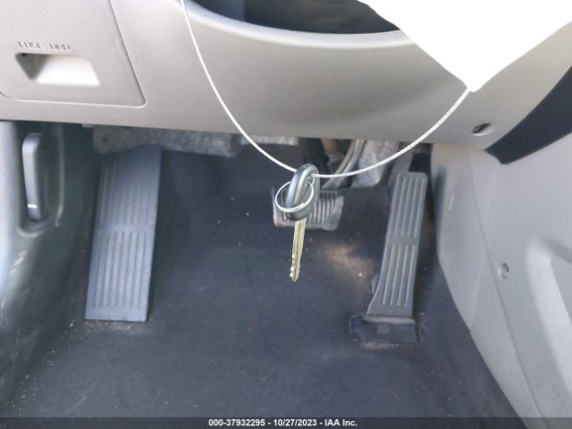 KNAFK4A63E5215457 KIA FORTE LX