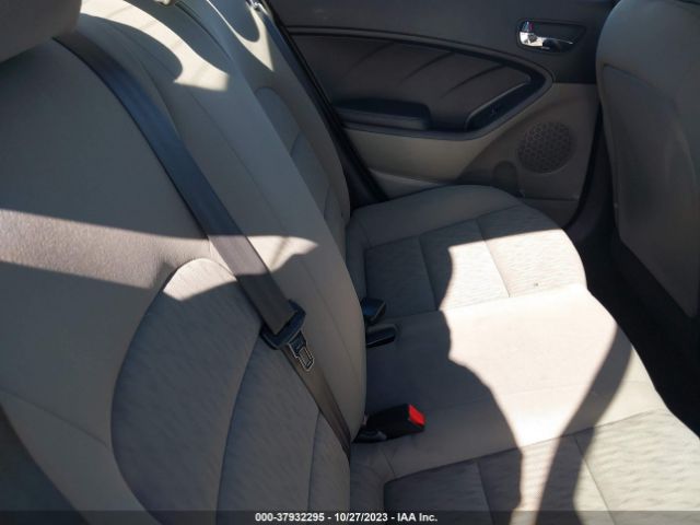 KNAFK4A63E5215457 KIA FORTE LX