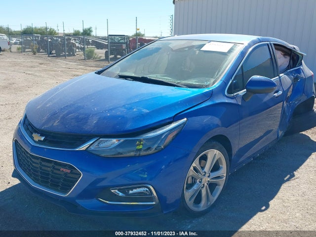 Chevrolet Cruze Premier 2017 3G1BF6SM0HS535529 Image 2