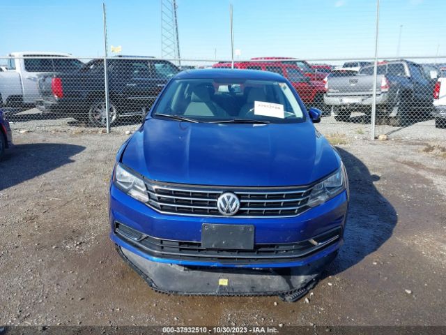 1VWAT7A31HC008161 Volkswagen Passat 1.8t S