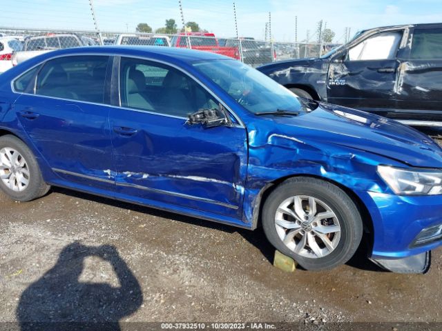 1VWAT7A31HC008161 Volkswagen Passat 1.8t S