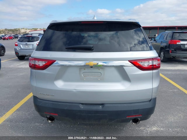 Chevrolet Traverse Ls 2019 1GNERFKW9KJ223299 Image 16