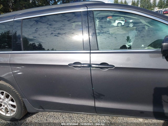2C4RC1DG7LR260756 Chrysler Voyager Lxi