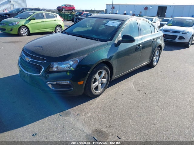 Chevrolet Cruze 1lt Auto 2015 1G1PC5SB0F7104434 Image 2