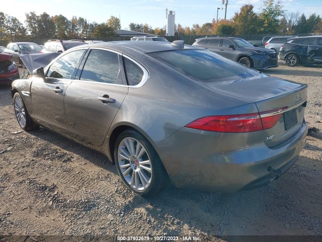 2020 JAGUAR XF  SAJBK4FX1LCY85103 Photo 2