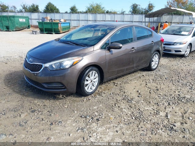 KIA FORTE LX 2015 KNAFX4A64F5355519 Image 2
