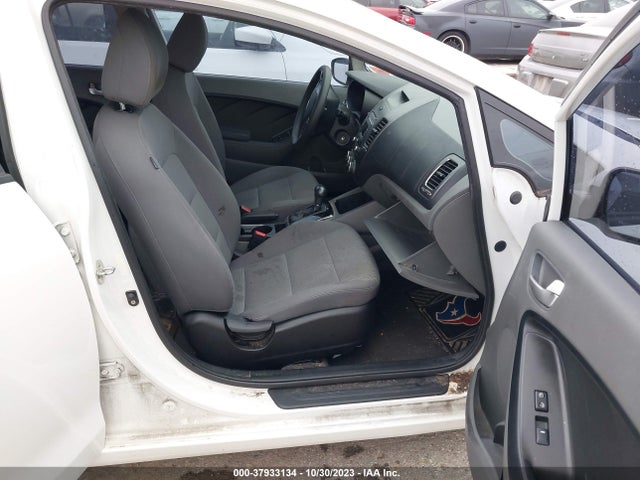 KIA FORTE LX 2018 3KPFK4A7XJE235733 Image 5