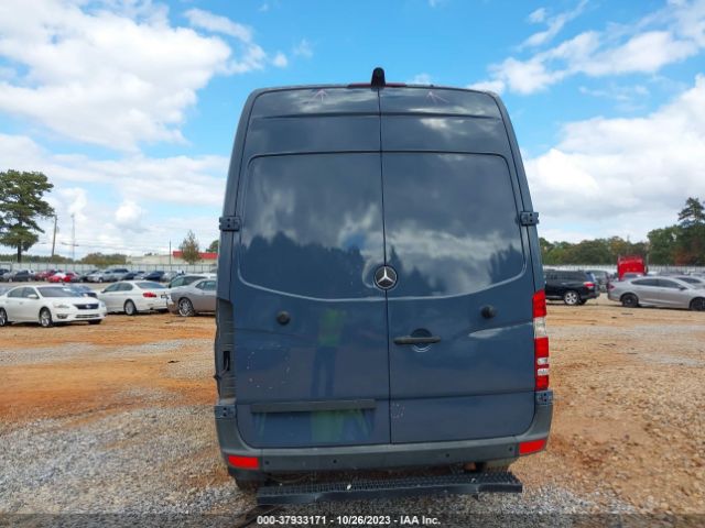 WD3PE7CDXJP645944 Mercedes-Benz SPRINTER CARGO VAN