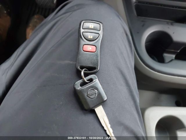 1N6BF0KY8HN800194 Nissan Nv Cargo Sv