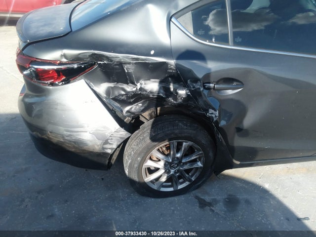 2014 MAZDA MAZDA3 I TOURING VIN: JM1BM1V75E1122444