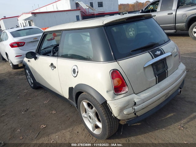 2004 MINI COOPER WMWRC33404TJ60170 Photo 2