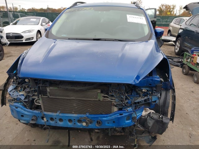 2018 FORD ESCAPE SE VIN: 1FMCU9GD2JUC61411