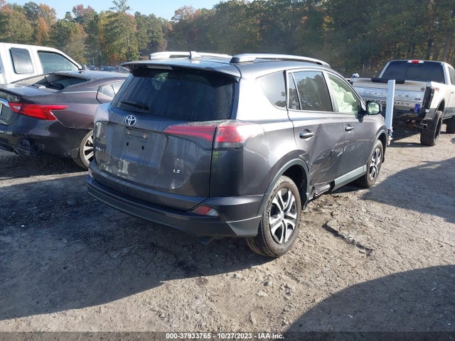 Toyota RAV4 LE 2017 JTMZFREV9HJ719512 Image 4