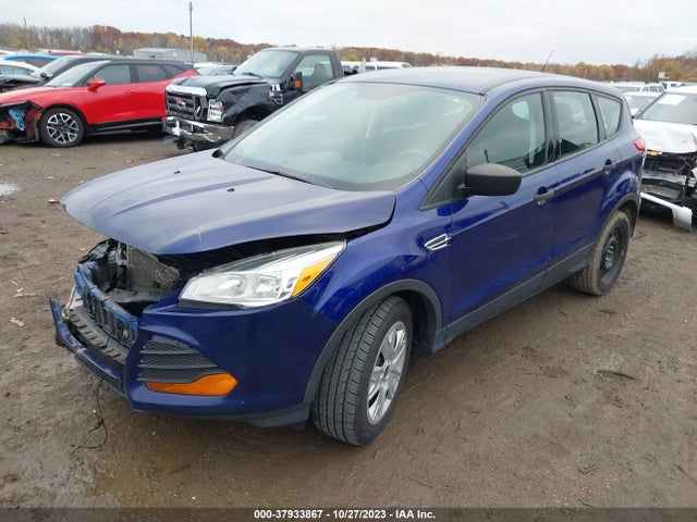 37933867 :رقم المزاد ، 1FMCU0F70GUA50417 vin ، 2016 Ford Escape S مزاد بيع