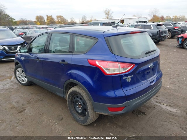 37933867 :رقم المزاد ، 1FMCU0F70GUA50417 vin ، 2016 Ford Escape S مزاد بيع