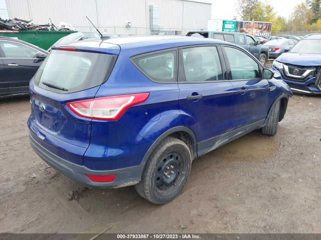 37933867 :رقم المزاد ، 1FMCU0F70GUA50417 vin ، 2016 Ford Escape S مزاد بيع