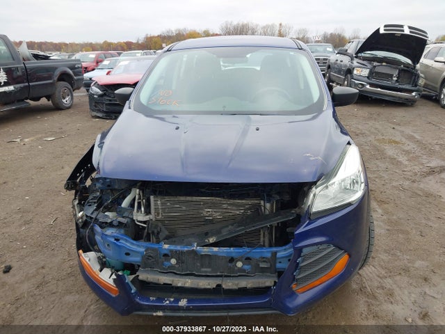 37933867 :رقم المزاد ، 1FMCU0F70GUA50417 vin ، 2016 Ford Escape S مزاد بيع