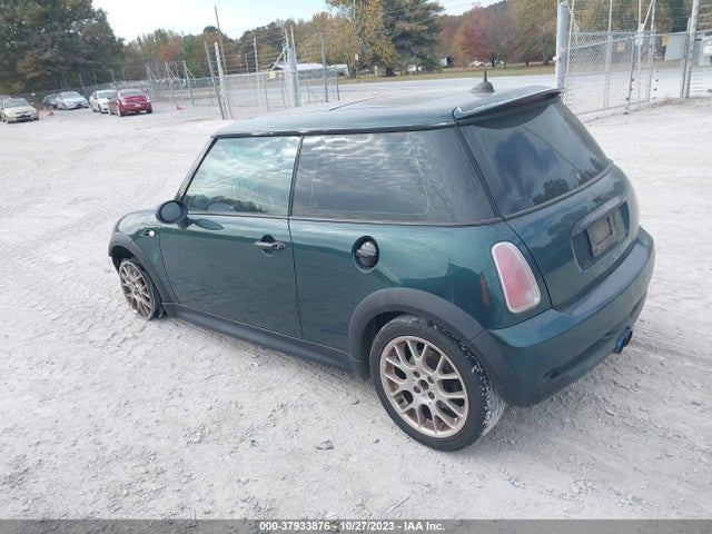2005 MINI COOPER S WMWRE33545TL10897 Photo 2
