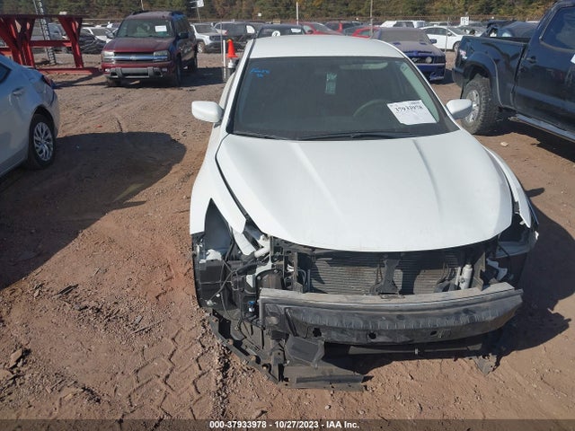 1N4AL3AP2JC171119 Nissan Altima 2.5 S