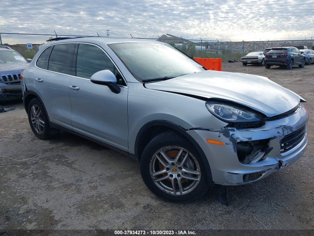 2016 PORSCHE CAYENNE WP1AA2A26GKA11322 Photo 0
