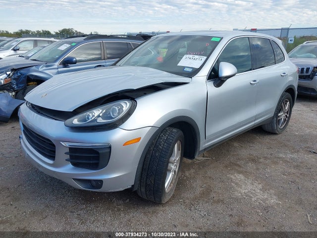 2016 PORSCHE CAYENNE WP1AA2A26GKA11322 Photo 1