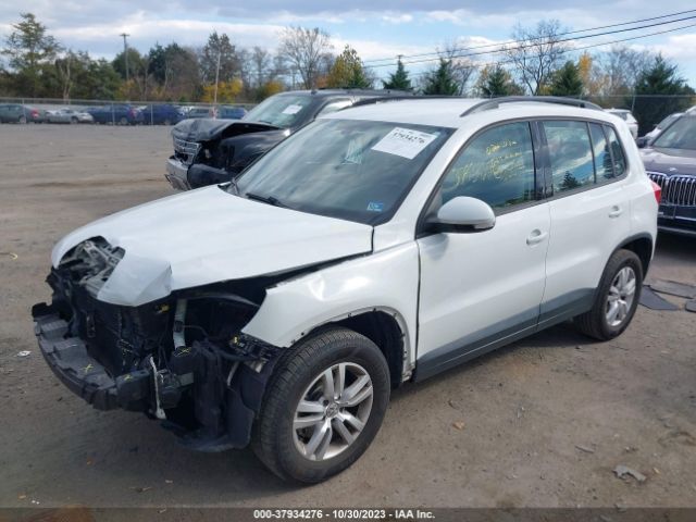2016 VOLKSWAGEN TIGUAN WVGAV7AX6GW006365 Photo 1