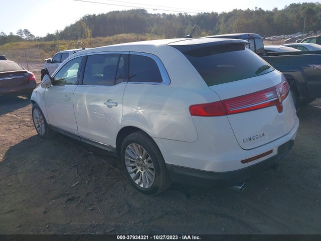 2012 LINCOLN MKT VIN: 2LMHJ5FR3CBL50177