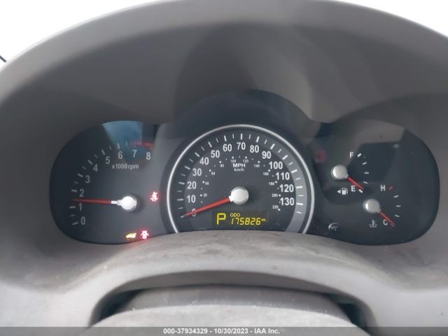 KNDMG4C74E6565224 KIA SEDONA LX