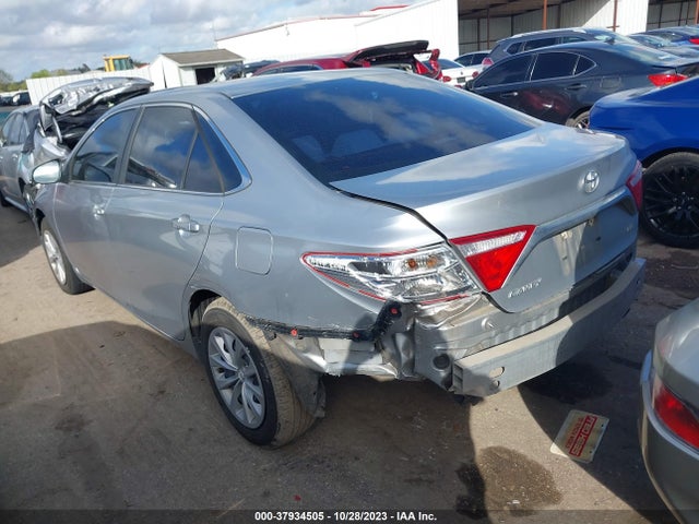 Toyota CAMRY LE 2015 4T4BF1FK1FR503044 Image 19