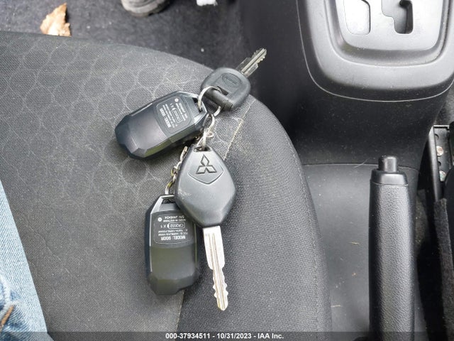ML32A3HJ0FH033940 Mitsubishi Mirage De/rf
