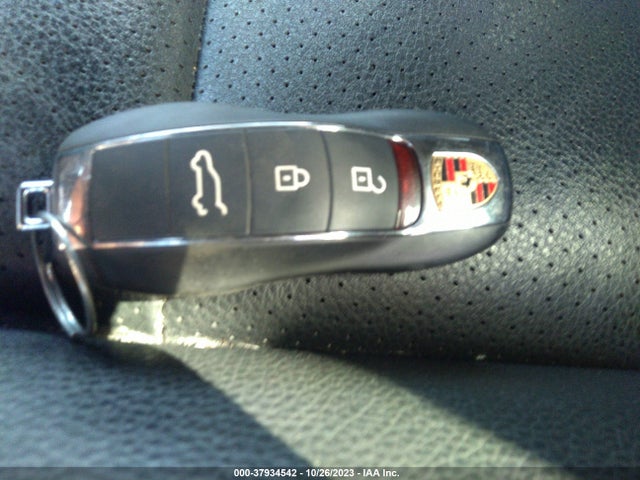 2011 PORSCHE CAYENNE WP1AA2A22BLA09652 Photo 10