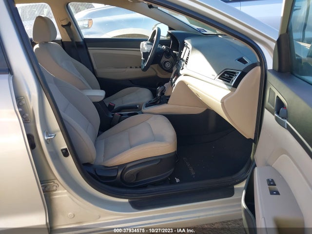2018 HYUNDAI ELANTRA SEL VIN: 5NPD84LFXJH287062