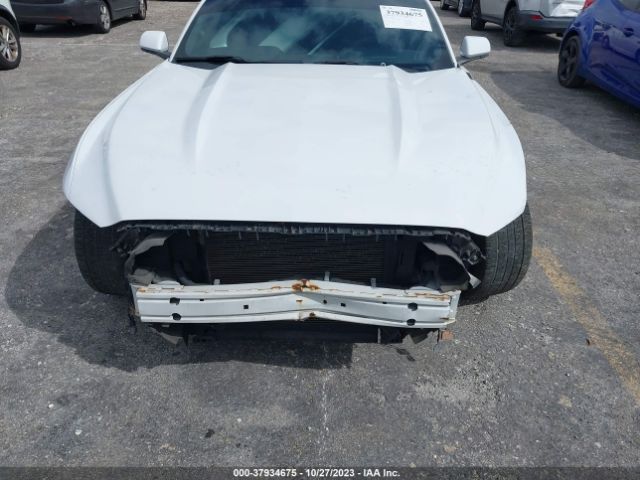 1FA6P8AM7F5349146 Ford Mustang V6
