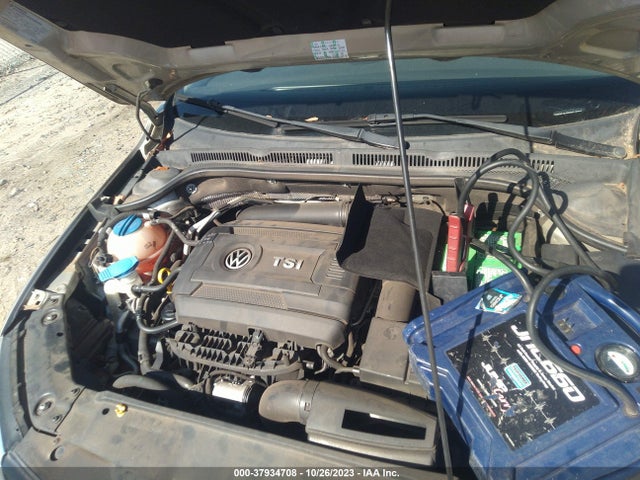 3VWD07AJ9EM218585 Volkswagen Jetta Sedan Se W/connectivity/sunroof