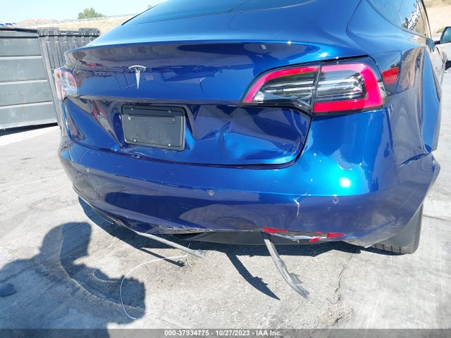 Tesla Model 3 Long Range Dual Motor 2022 5YJ3E1EB3NF133021 Image 6